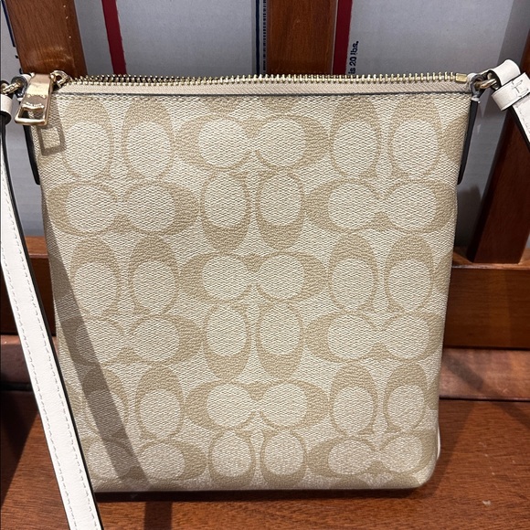 Coach Beige Messenger Crossbody Bag - Picture 3 of 4